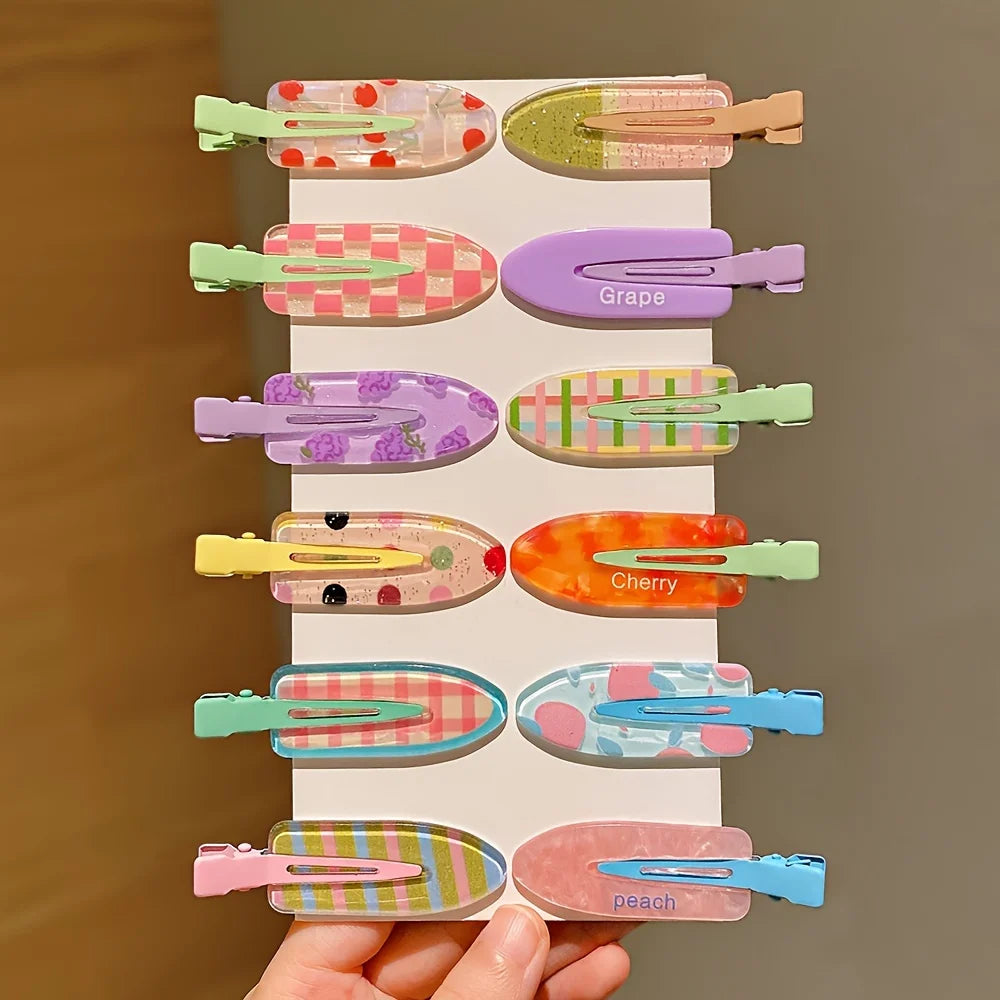 12 Pieces of Multi-Color Clips